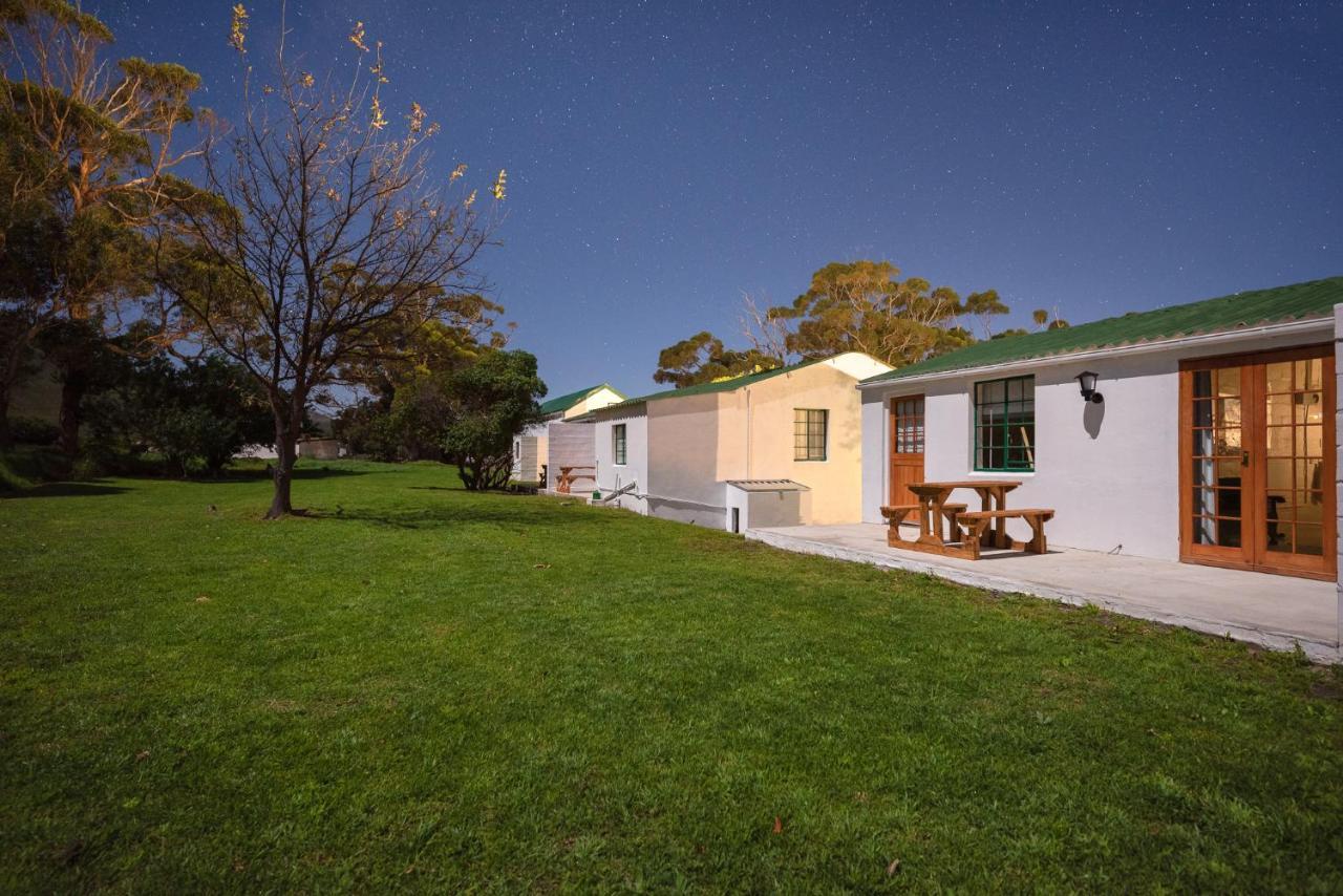 Honeyrock Cottages Kleinmond Exterior photo